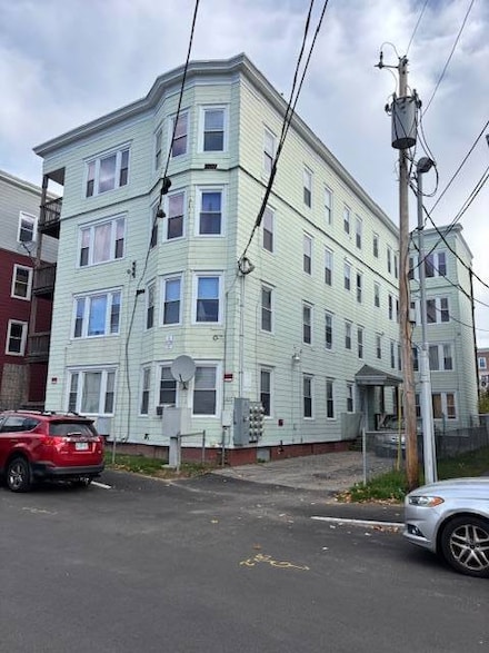 108 Pierce St, Lewiston, ME 04240