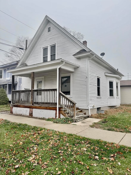 809 Chicago St, La Porte, IN 46350