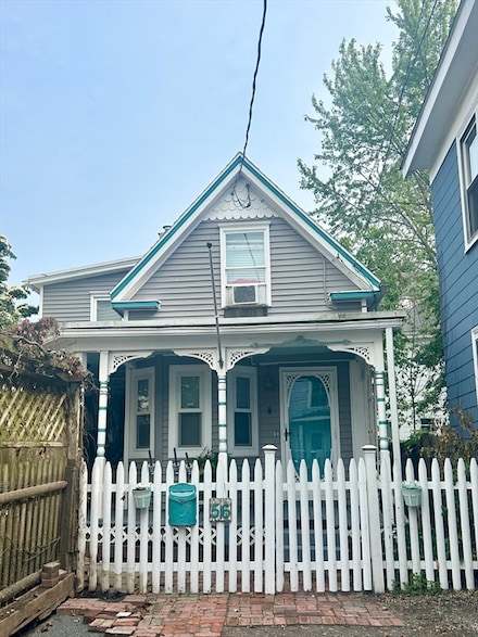 56 Howard St, Lynn, MA 01902