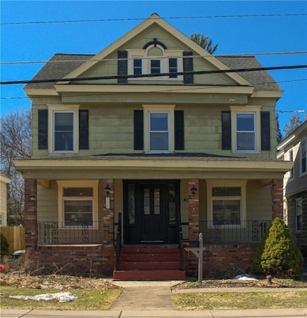 320 Hall Ave, Solvay, NY 13209