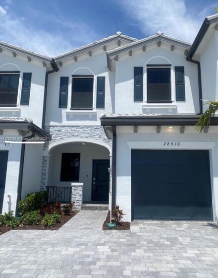 28516 SW 133rd Path, Homestead, FL 33033