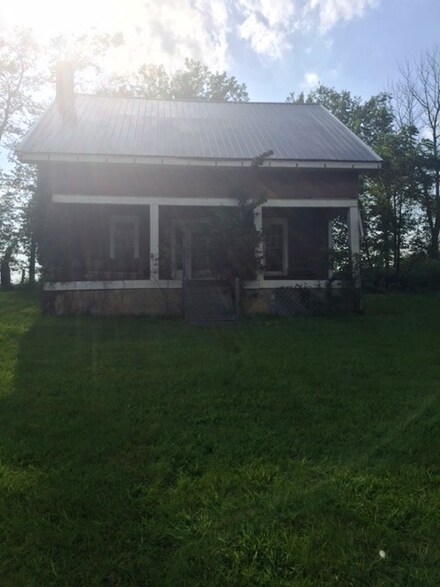 1765 N Upper Sand Hill Rd, West Baden Springs, IN 47469
