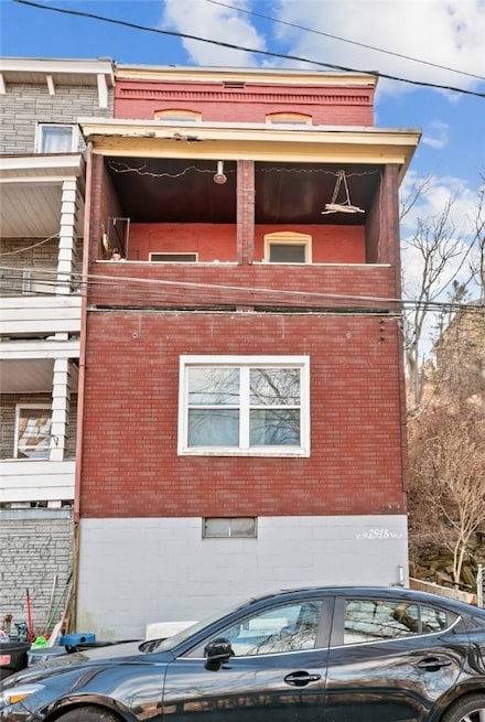 2918 Leander St, Pittsburgh, PA 15219