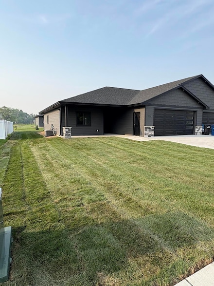 1120 Carl Rd, Mitchell, SD 57301