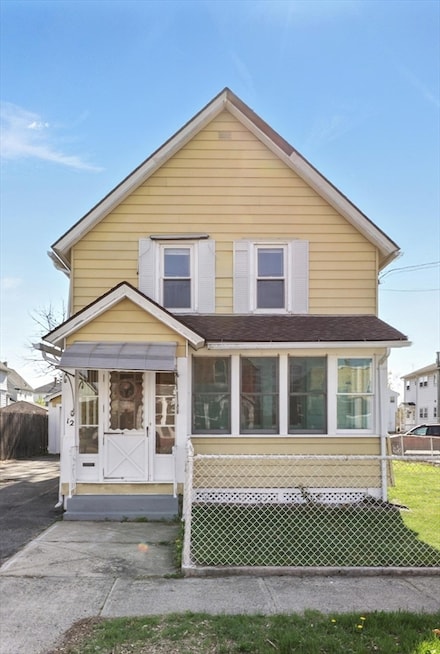12 Duke St, Ludlow, MA 01056