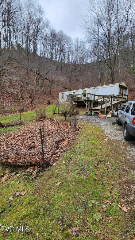 482 Hayes Road Extension, Bluff City, TN 37618