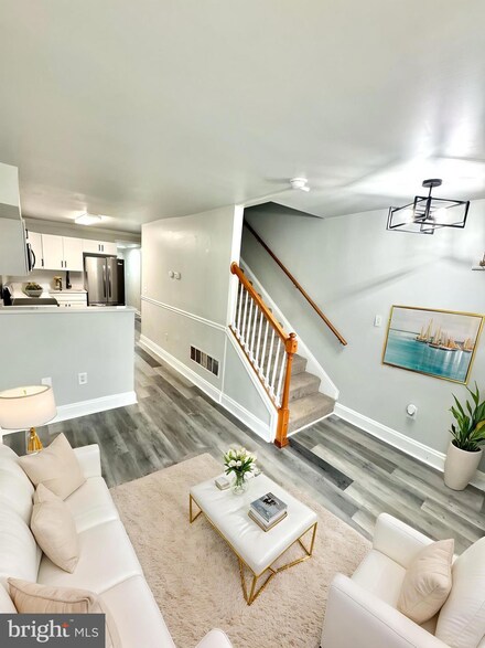 222 S Carey St, Baltimore, MD 21223