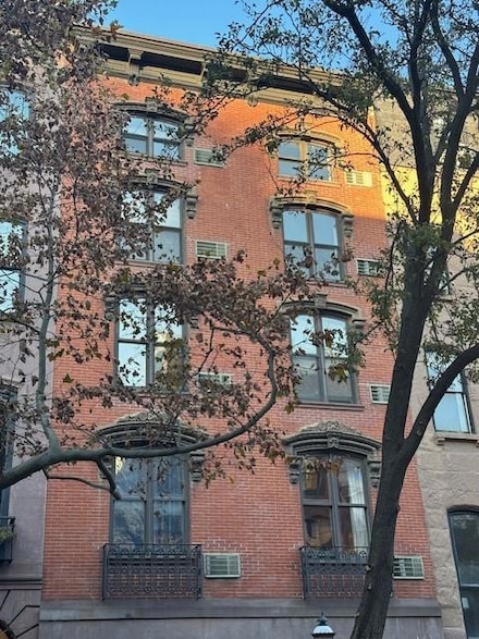 451 W 22nd St Unit 4F, New York, NY 10011