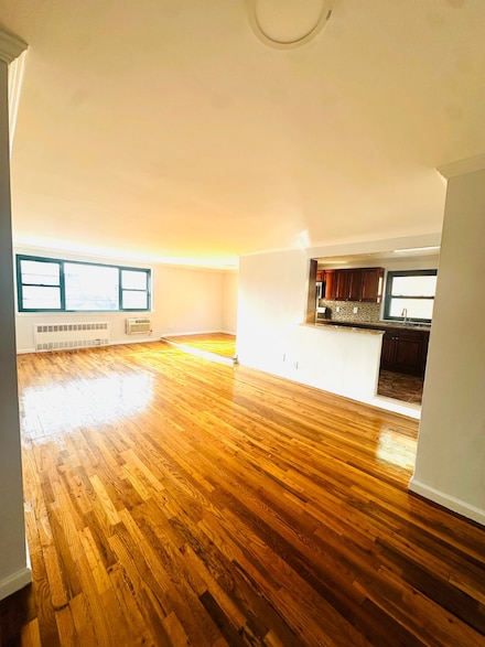 210 Atlantic Ave Unit B2G, Lynbrook, NY 11563