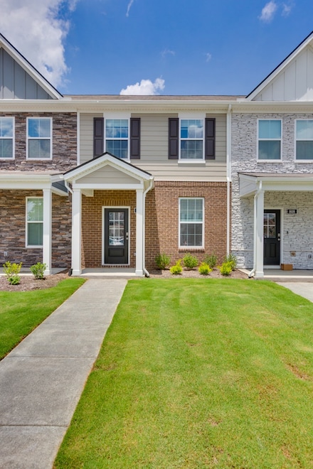 810 Quinn Dr, Lebanon, TN 37087