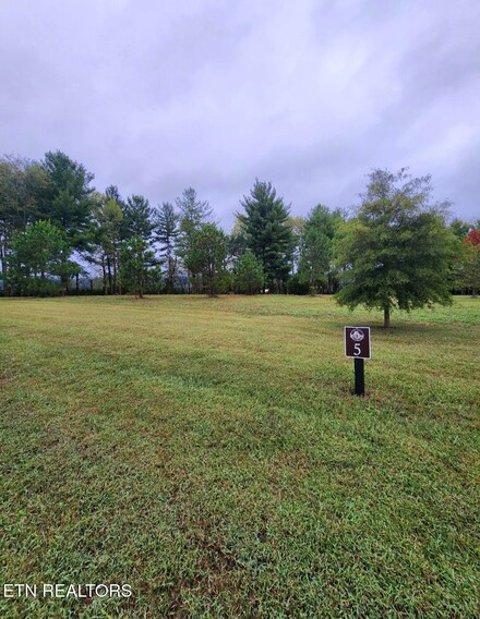 5 Riverbend Ln, Dunlap, TN 37327
