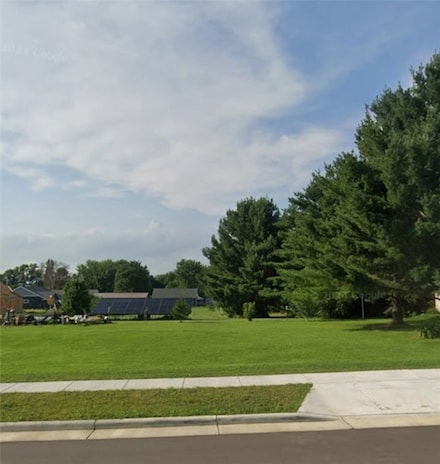 6 E Randall Rd, Fall Creek, WI 54742
