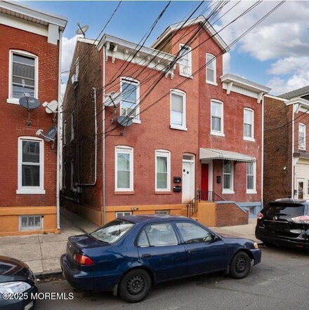 146 Kent St, Trenton, NJ 08611