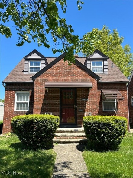 19807 Kewanee Ave, Cleveland, OH 44119