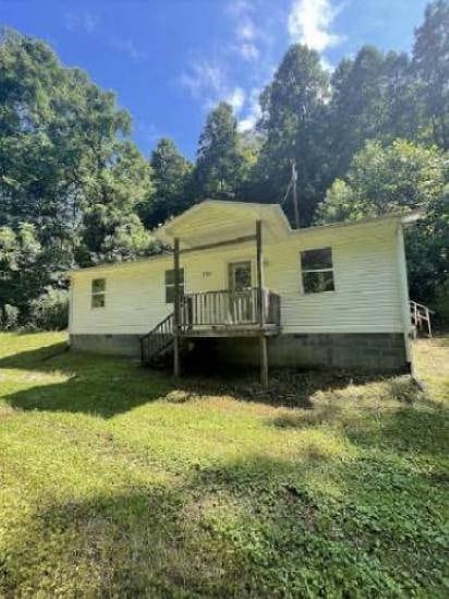 4434 Honey Branch Rd, Saint Paul, VA 24283