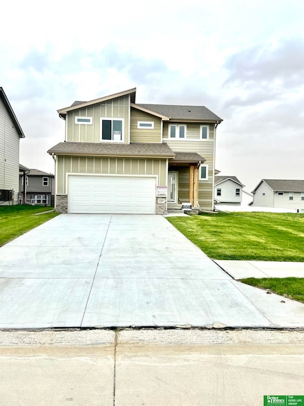 17604 Willit St, Bennington, NE 68007