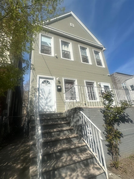 10 Clendenny Ave, Jersey City, NJ 07304