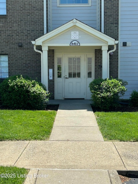 8411 Ambrosse Ln Unit 104, Louisville, KY 40299