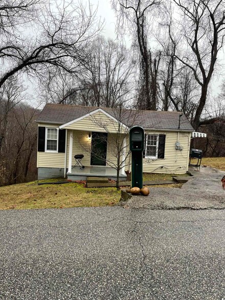 3016 Morgan Ave, Ashland, KY 41102