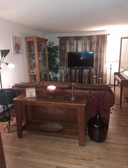 1359 Southwinds Dr Unit 4, Washington, MO 63090