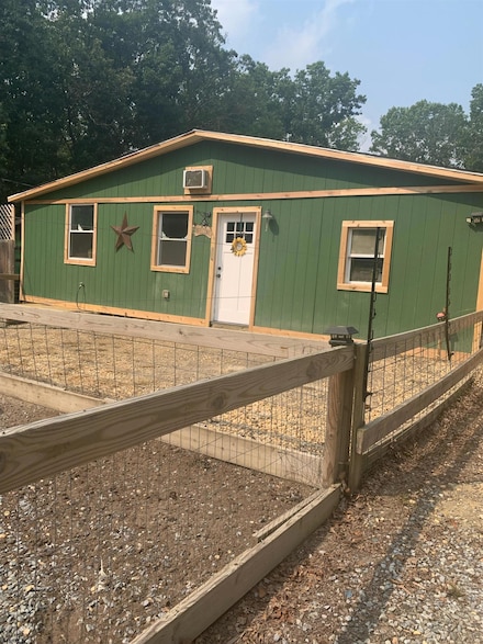 7417 3rd Ave, Mays Landing, NJ 08330