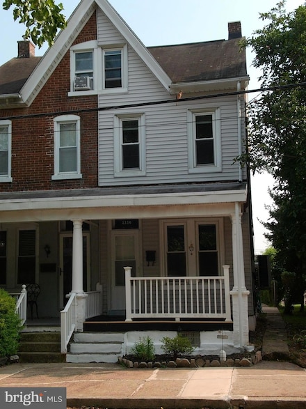 1116 Queen St, Pottstown, PA 19464