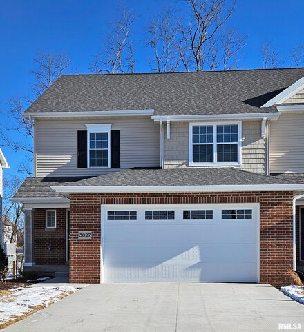 3827 Orchard Dr, Bettendorf, IA 52722