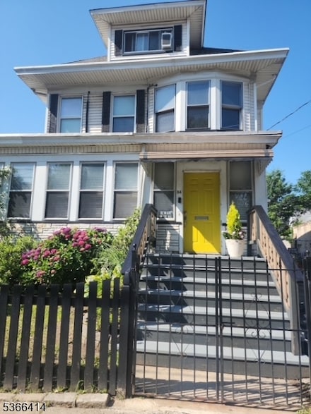 34 Voorhees St, Newark, NJ 07108