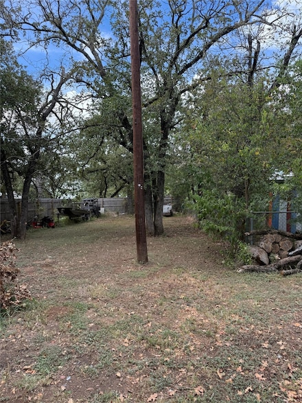 139 Cedar Dr, Whitney, TX 76692