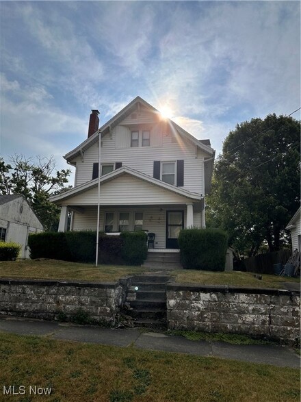 191 Emmons Ave, Akron, OH 44312