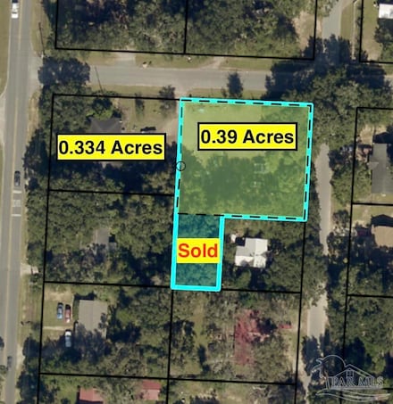 1 Hawkins Dr, Pace, FL 32571