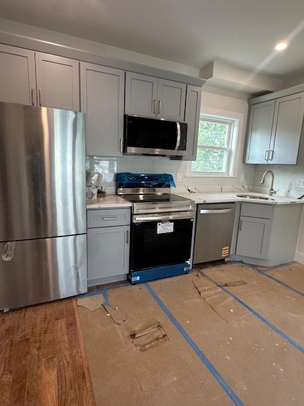 5 Walnut Ave Unit 4, Stoughton, MA 02072
