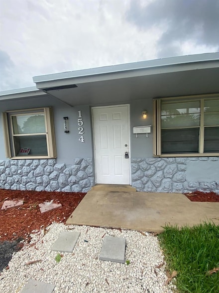 1520 NW 52nd Ave, Lauderhill, FL 33313