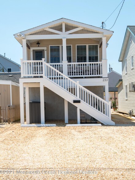 233 22nd Ave, Seaside Park, NJ 08752