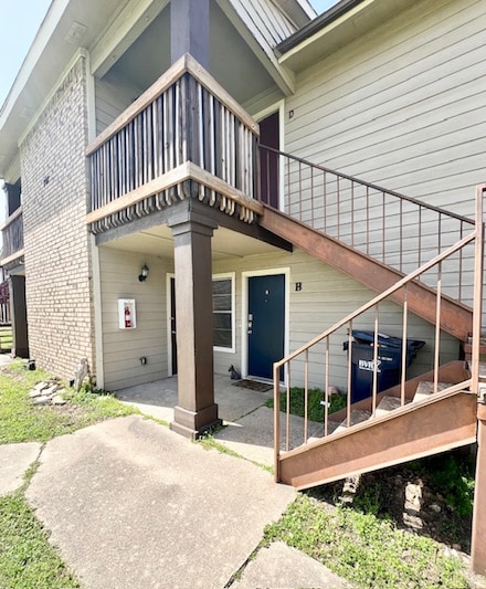 707 Wellesley Ct Unit B, College Station, TX 77840