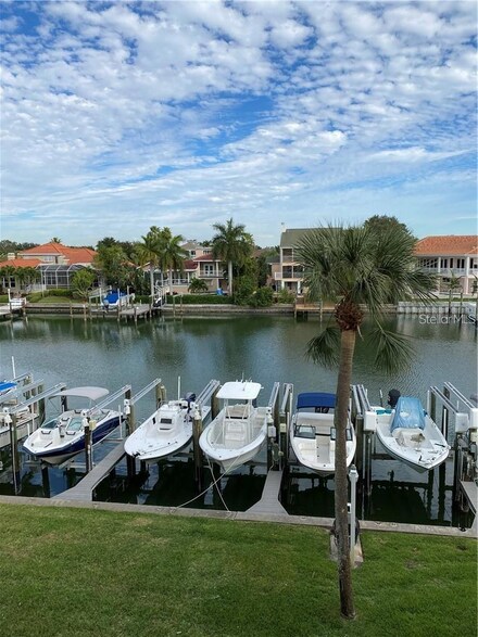 1125 Pinellas Bayway S Unit 201, Saint Petersburg, FL 33715
