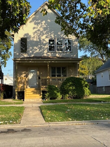 7941 S Woodlawn Ave, Chicago, IL 60619