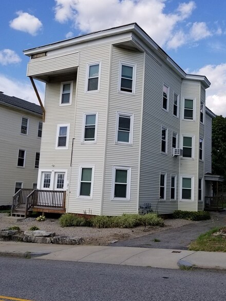45 Providence St, Worcester, MA 01604