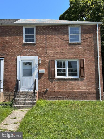 3732 Brisban St, Harrisburg, PA 17111