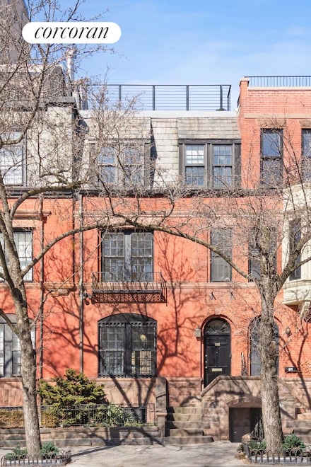 152 E End Ave, New York, NY 10028