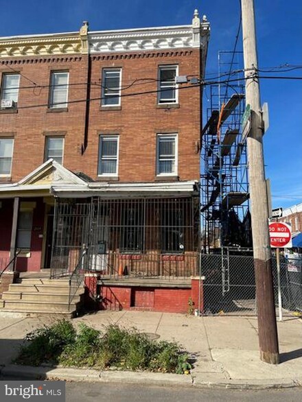 2616 N 33rd St, Philadelphia, PA 19132