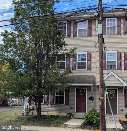 110 S Main St Unit 1, Quakertown, PA 18951