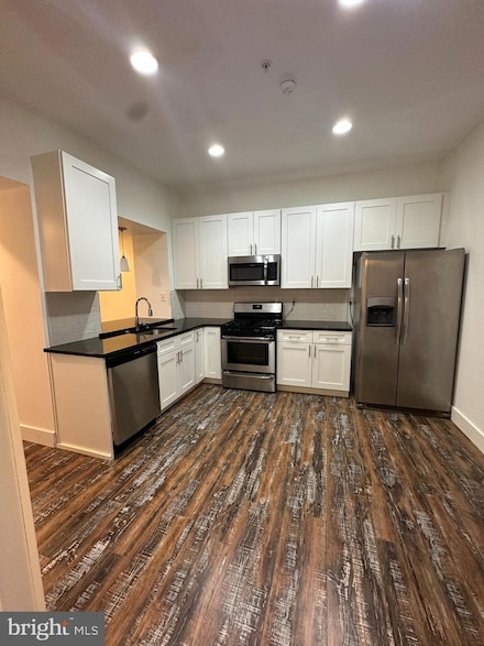 2206 N Front St Unit 2E, Philadelphia, PA 19133