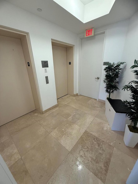 15811 Collins Ave Unit 407, Sunny Isles Beach, FL 33160