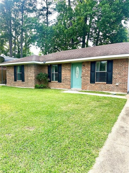 210 Spencer Dr, Pineville, LA 71360
