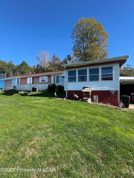 33 N Main St, Mountain Top, PA 18707