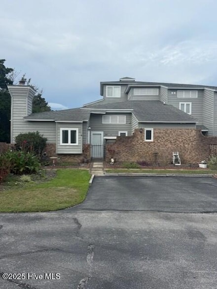 97 Bay Club Cir, Morehead City, NC 28557