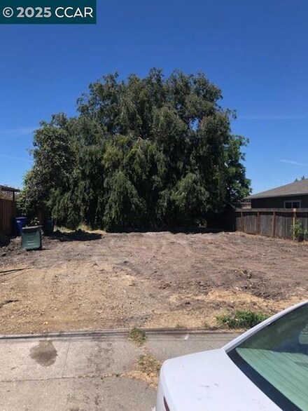 2867 Gillet Ave, Concord, CA 94520