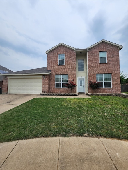 529 Roundrock Ln, Fort Worth, TX 76140