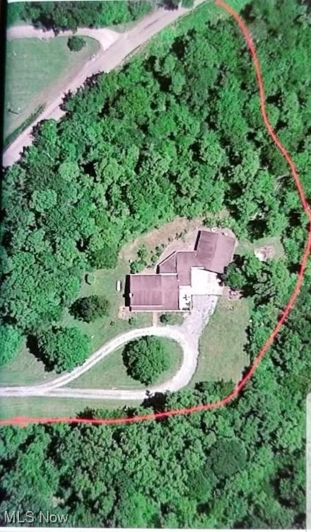 225 Homestead Dr, New Concord, OH 43762